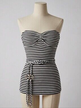 Guess Y2K Black & White Strapless Striped Top And Gold Toned Accent Rings